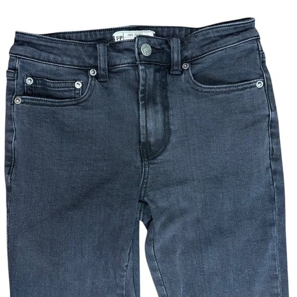 Free People Raw Hem Cutwork Cigarette Jeans Black Embroidered Crop Denim size 25 - Picture 3 of 12